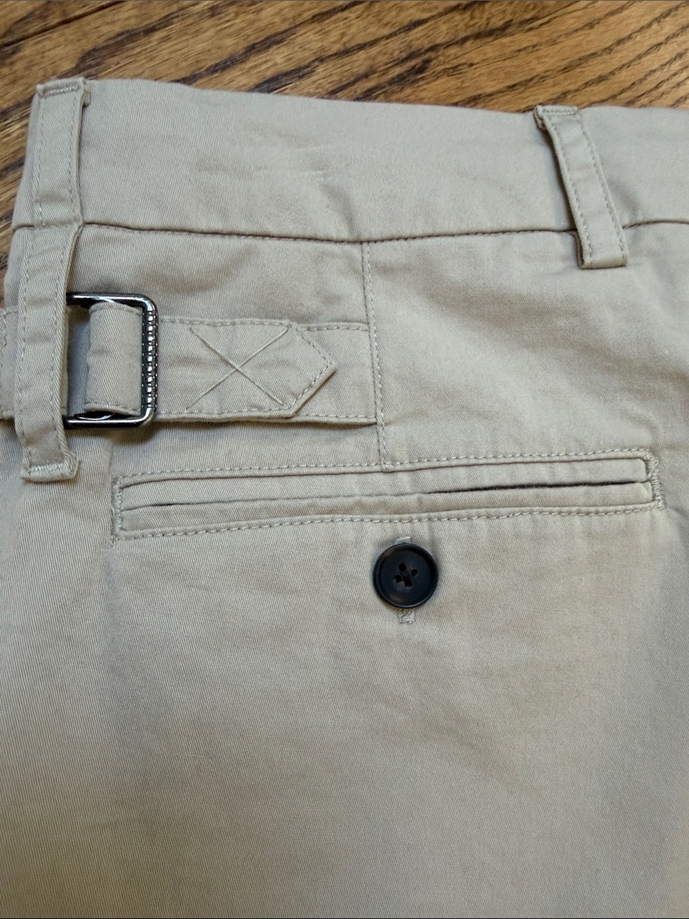 Vince sz 2 100% cotton beige long walking Bermuda shorts - Picture 8 of 8